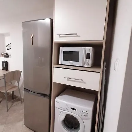Apartment Ujkapu Sunshine Gyor