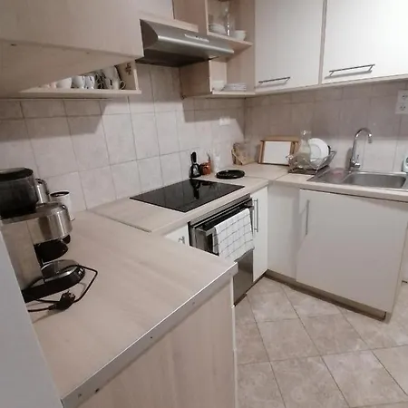 Ujkapu Sunshine Apartmán *