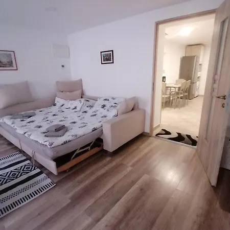 Ujkapu Sunshine * Ráb