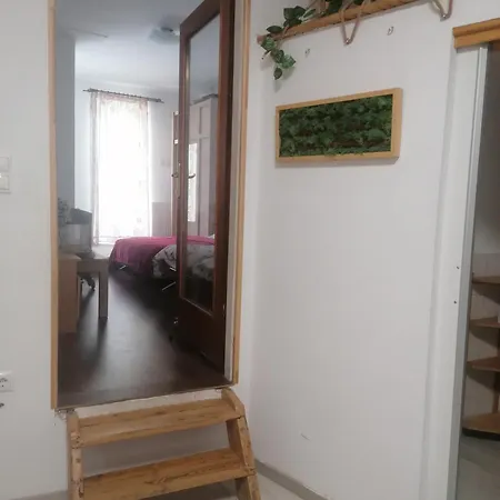 Ujkapu Sunshine Apartmán *