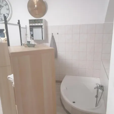 Ujkapu Sunshine Apartmán Ráb