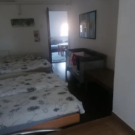 Ujkapu Sunshine Appartamento Győr